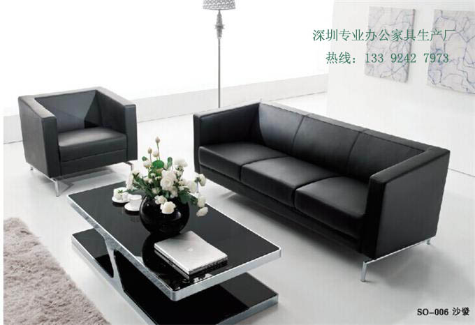 經理室洽談沙發(fā)和茶幾配套圖片