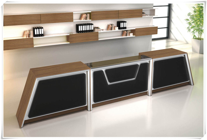 板式班臺在深圳那里可以定做，價格是多少